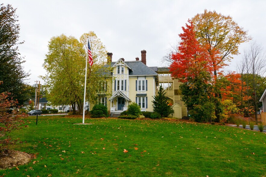 More Photos Of 125 N State St, Concord Office For Lease