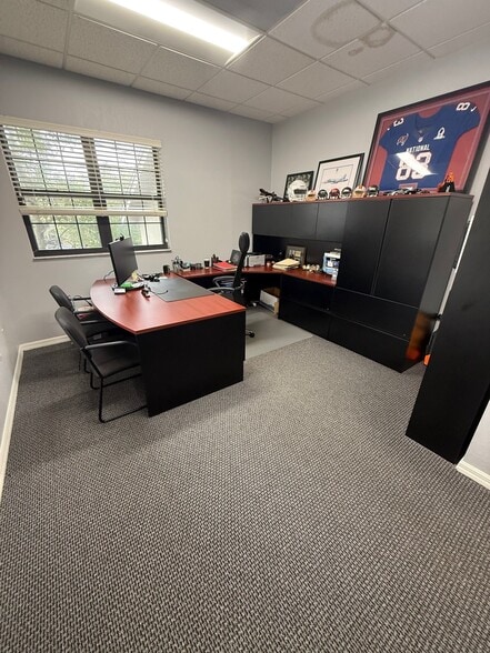 More Photos Of 2841 Executive Dr, Clearwater Office For Sale