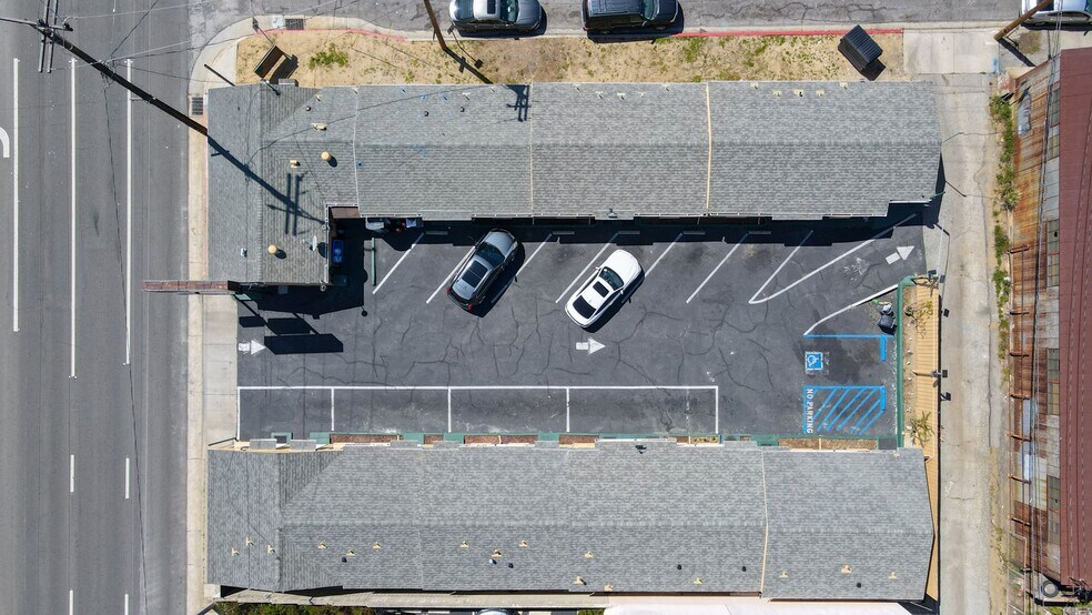 More Photos Of 3101 E Pacific Coast Hwy, Signal Hill Hotel For Sale