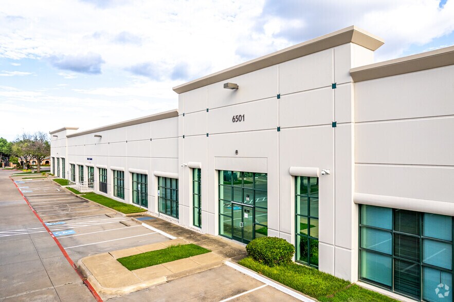 More Photos Of 6501 Windcrest Dr, Plano Unknown For Lease