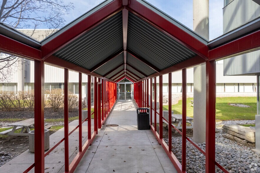 More Photos Of 30 Centurian Dr, Markham Office For Lease