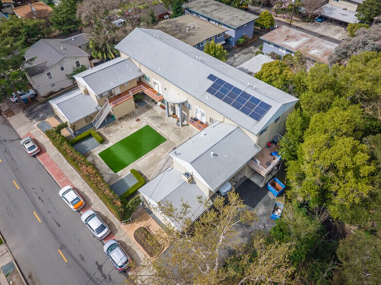 More Photos Of 811 Brown St, Martinez Apartments For Sale