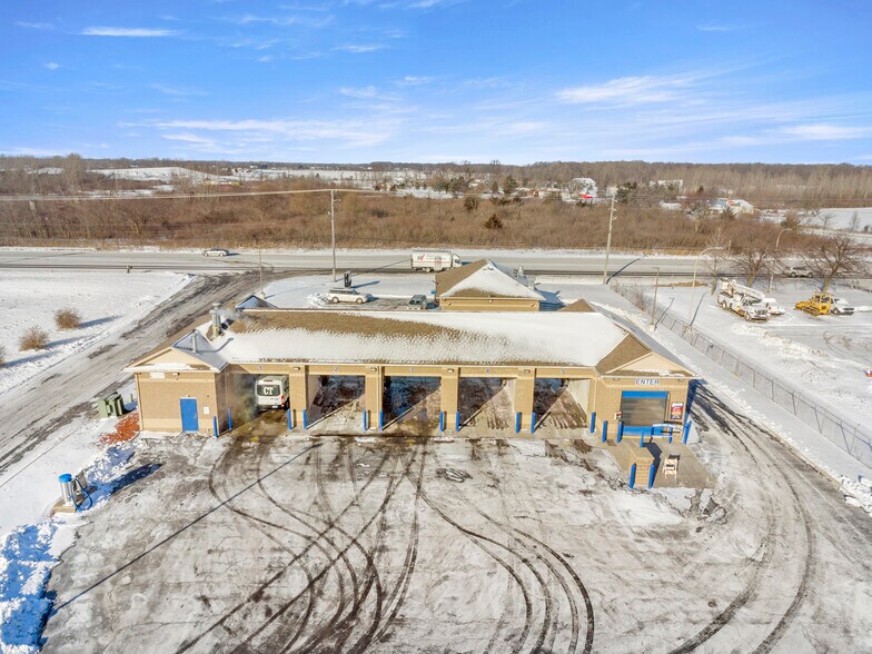 More Photos Of 8858 N Telegraph Rd, Newport Carwash For Sale