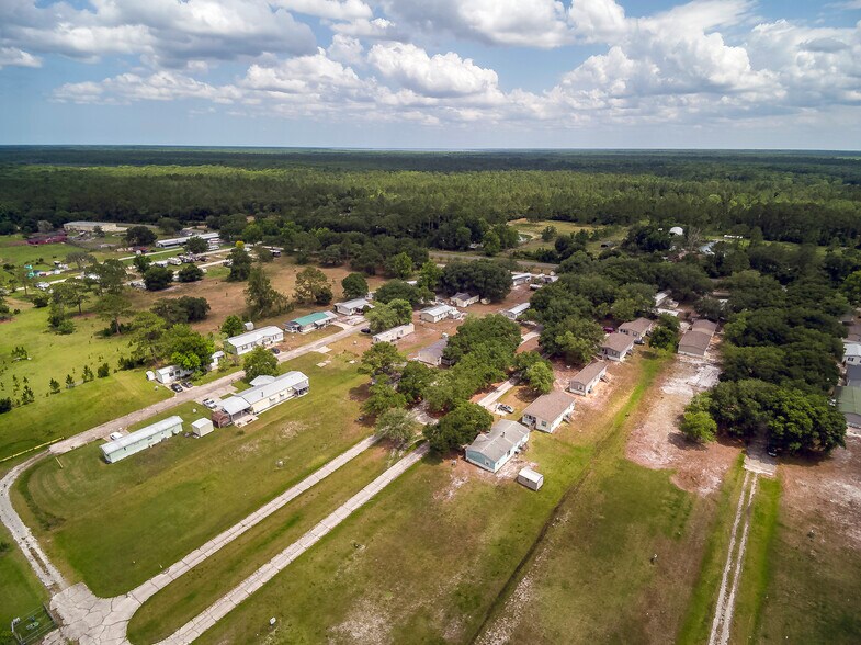 521 San Mateo Rd, San Mateo, FL 32187 Manufactured Housing Mobile
