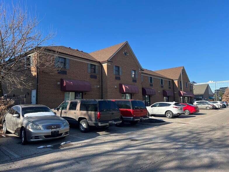 More Photos Of 9402-9420 Towne Square Ave, Blue Ash Office For Lease