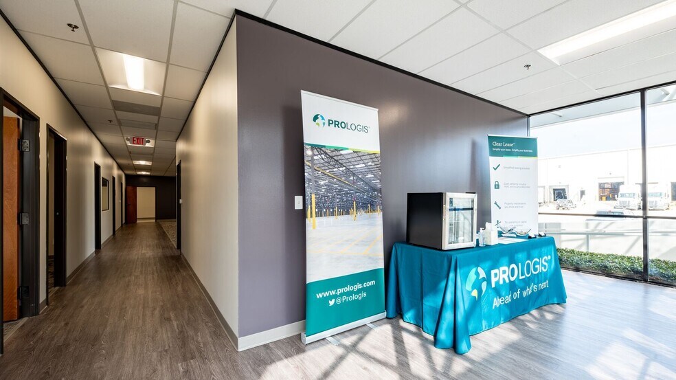 More Photos Of 4633 Perrin Crk, San Antonio Unknown For Lease