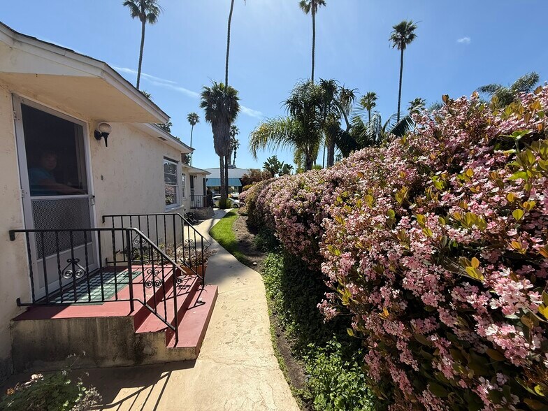 More Photos Of 440-446 Bonair St, La Jolla Apartments For Sale