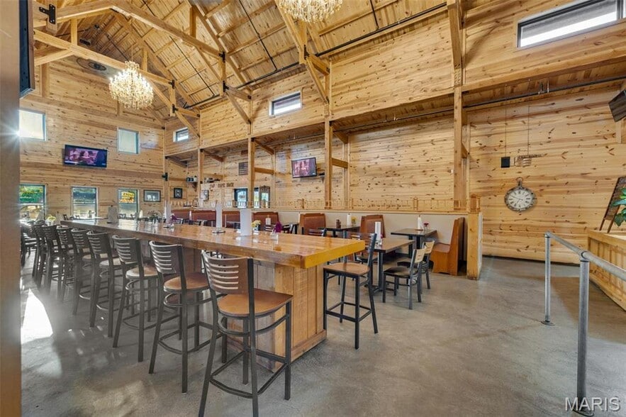 More Photos Of 110 Old Meramec Station Rd, Ballwin Restaurant For Sale