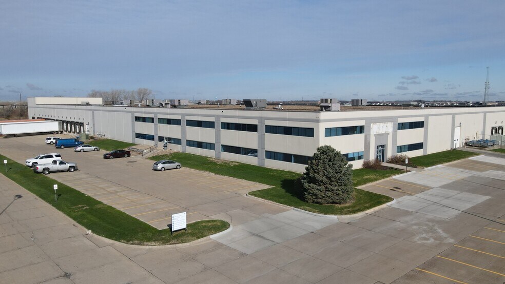 Primary Photo Of 250 NW 10th St, Waukee Warehouse For Sale