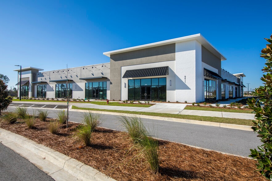 More Photos Of 8411 Town Center Blvd, Panama City Beach General Retail For Lease