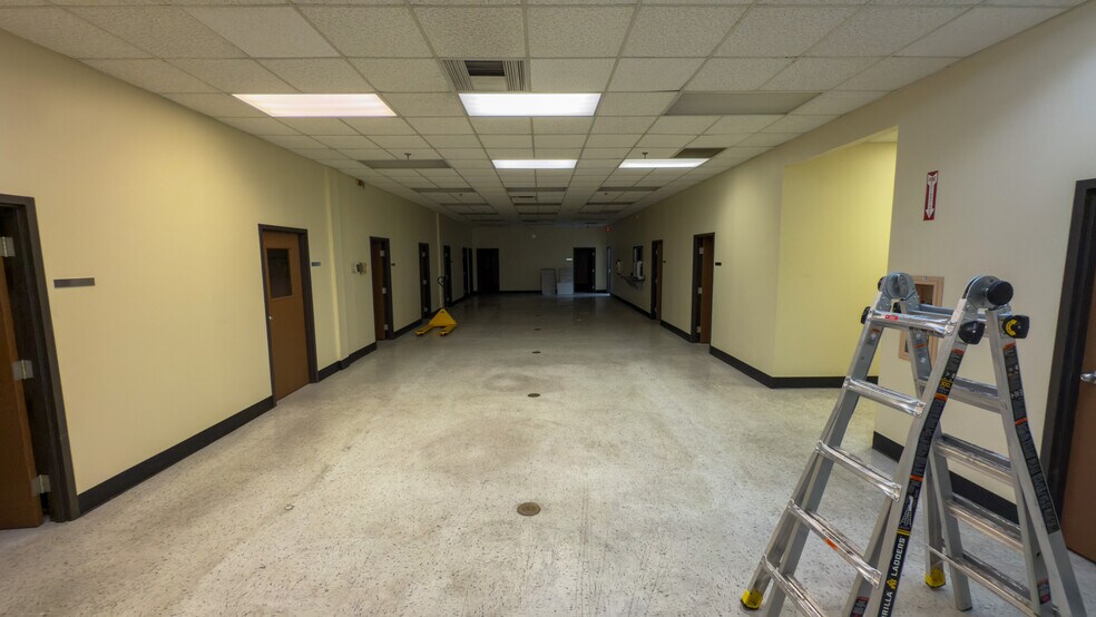 More Photos Of 2400 Mellon Ct, Decatur Distribution For Lease