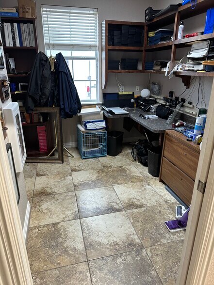More Photos Of 2550 Legacy Point Dr, Arlington Medical For Sale