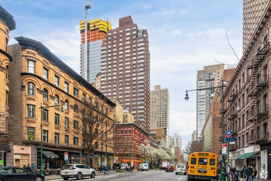 More Photos Of 45 W 67th St, New York Coworking Space