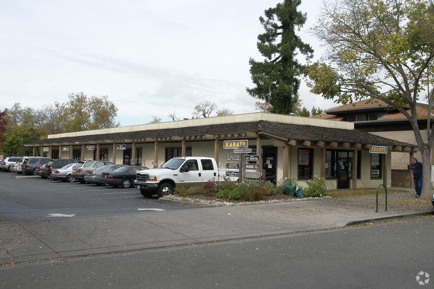 Primary Photo Of 243 Main St, Pleasanton Storefront Retail Office For Lease