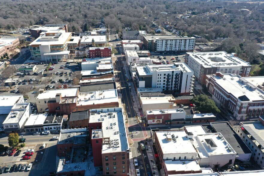 More Photos Of 4-12 Union St, Concord General Retail For Sale