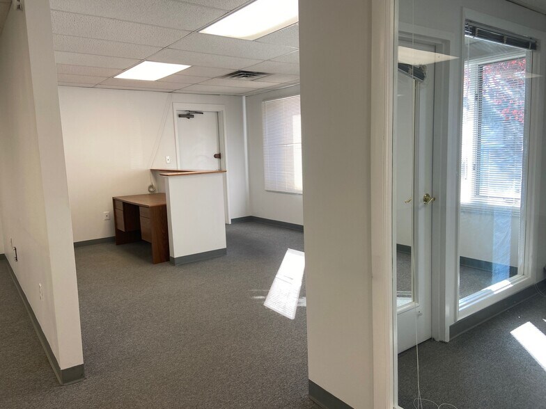 More Photos Of 8298 Old Courthouse Rd, Vienna Office For Sale
