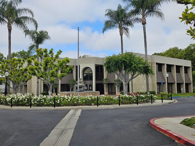 Primary Photo Of 1717-1745 W Orangewood Ave, Orange Office For Sale