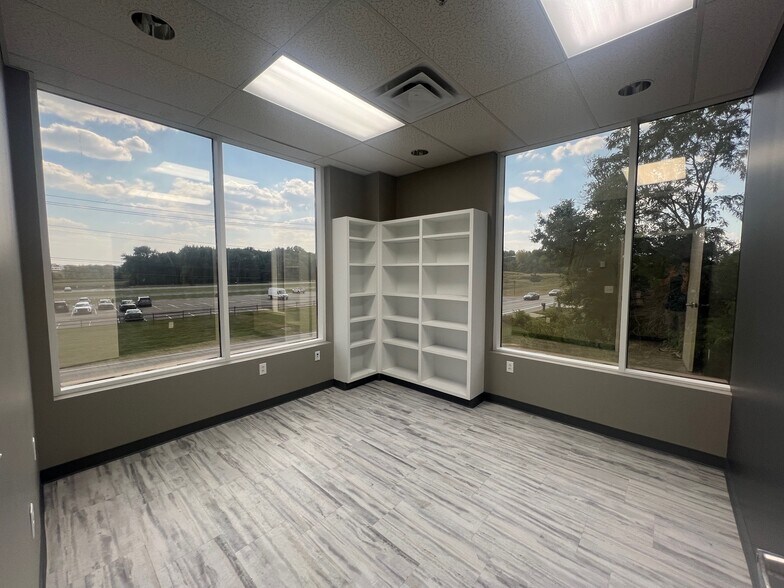 More Photos Of 4260 Glendale Milford Rd, Blue Ash Medical For Lease