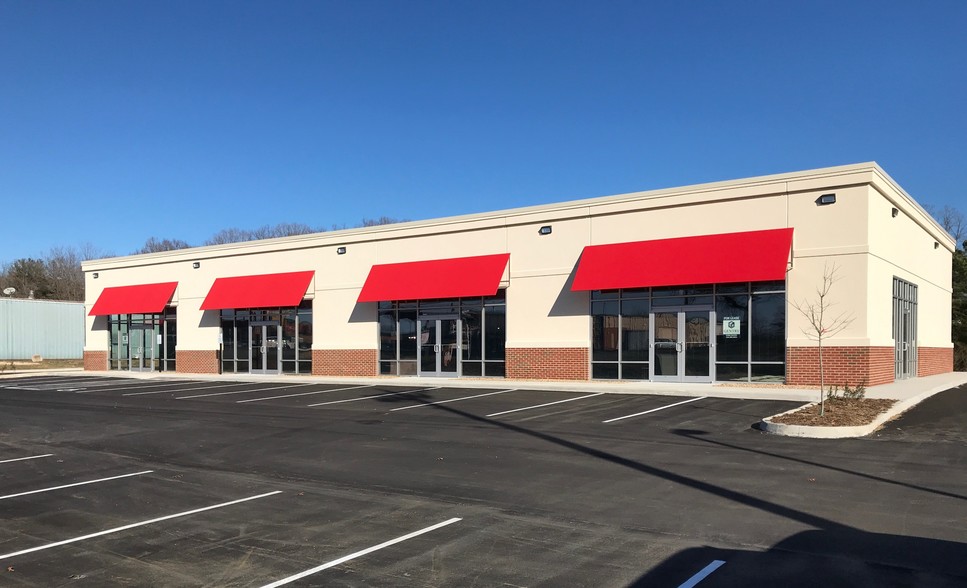 Primary Photo Of 14339 Wards Rd, Lynchburg Storefront Retail Office For Lease