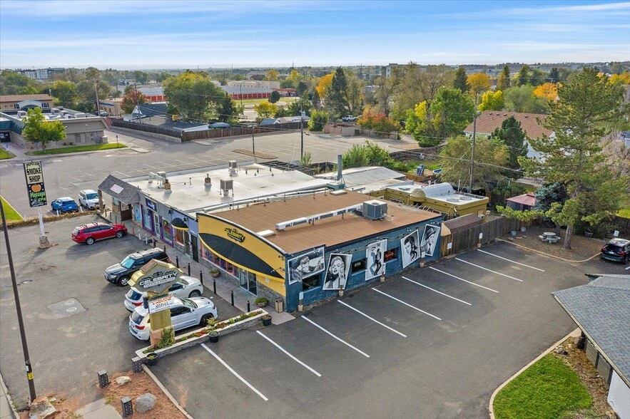 More Photos Of 11712 W Colfax Ave, Lakewood Freestanding For Lease