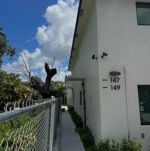 More Photos Of 147 NW 61st St, Miami Apartments For Sale