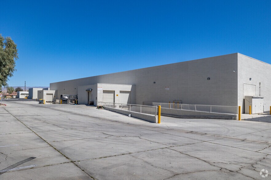 More Photos Of 34001-34491 Date Palm Dr, Cathedral City Unknown For Lease