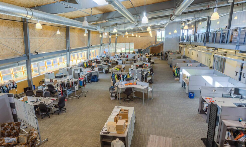 More Photos Of 101 S Taylor Ave, Louisville Warehouse For Lease