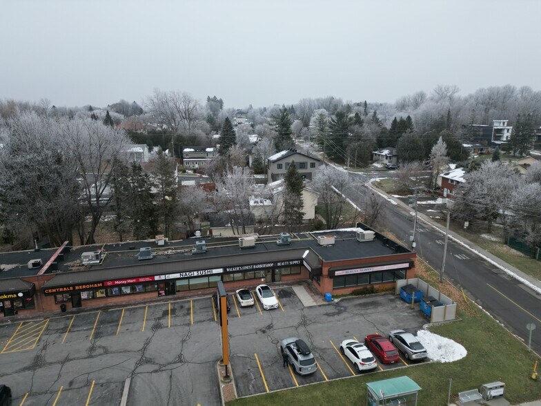 More Photos Of 2208 St Joseph Blvd, Ottawa Freestanding For Lease