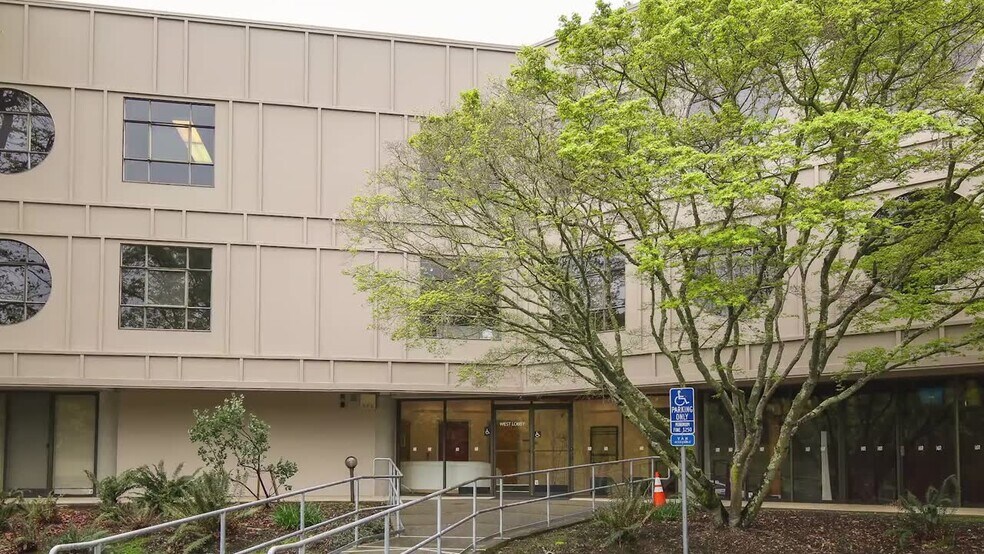 Primary Photo Of 101 Lucas Valley Rd, San Rafael Loft Creative Space For Lease