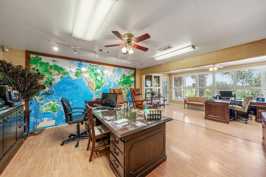 More Photos Of 1551 N Windy Knoll Dr, Devine Land For Sale