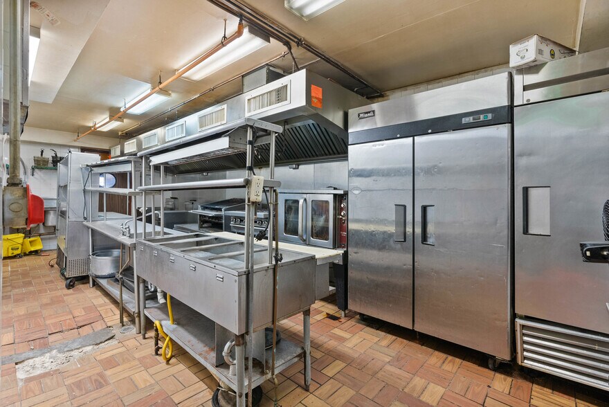 More Photos Of 1312 South St, Philadelphia Storefront Retail Residential For Sale