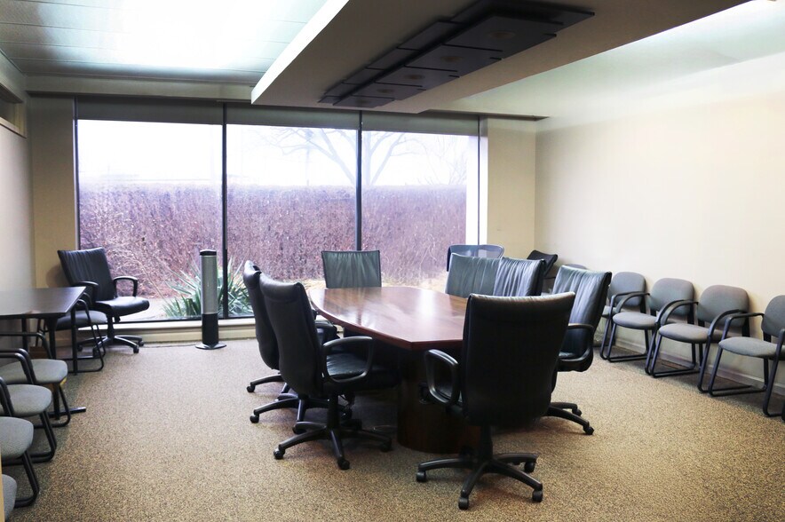 More Photos Of 26026-26038 Woodward Ave, Royal Oak Medical For Sale