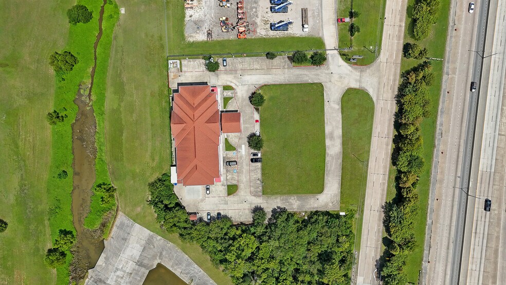 More Photos Of 0 Texas 146, La Porte Land For Sale