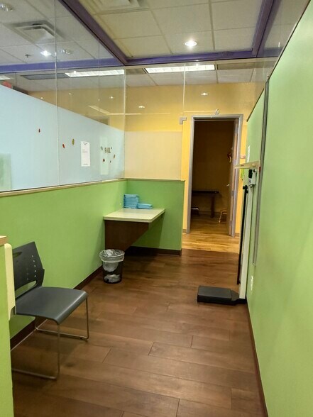 More Photos Of 2953 Cobb Pky NW, Kennesaw Storefront For Lease