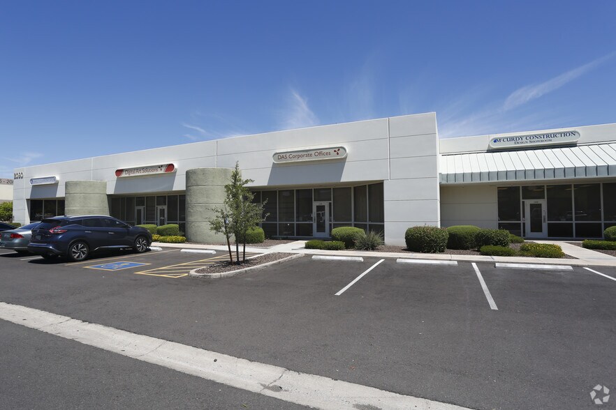 More Photos Of 2090 E University Dr, Tempe Warehouse For Lease