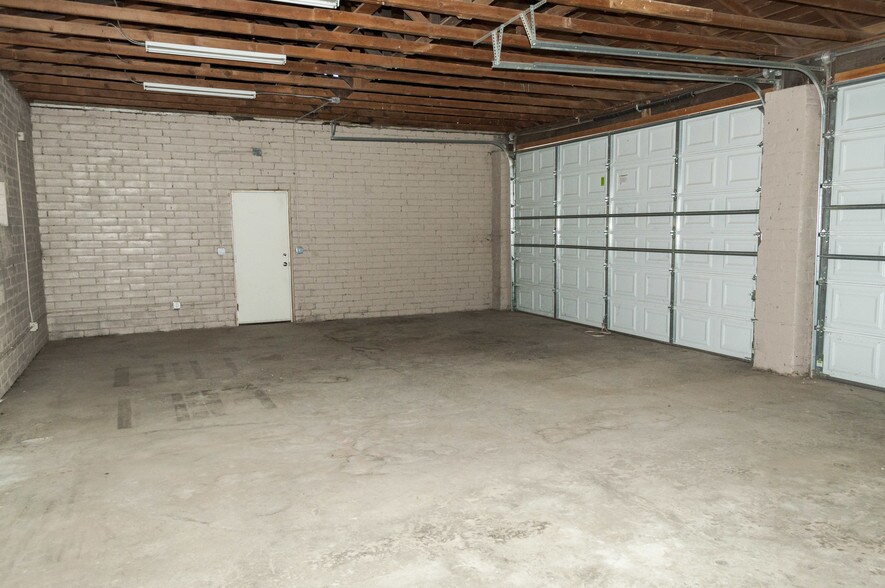 More Photos Of 525 E Yermo Rd, Yermo Service For Sale