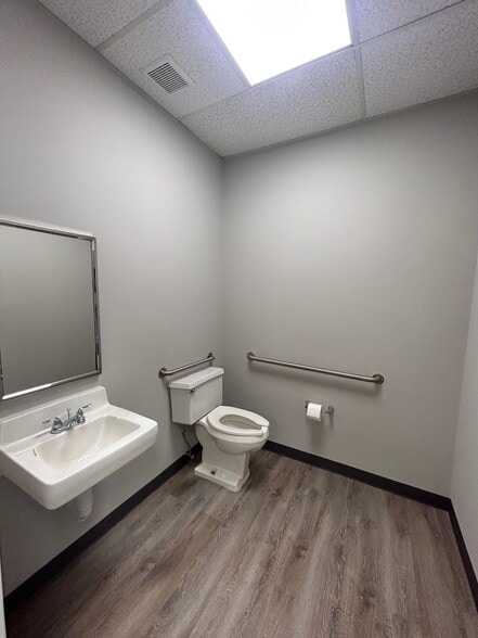 More Photos Of 1785 E Park Place Blvd, Stone Mountain Unknown For Lease