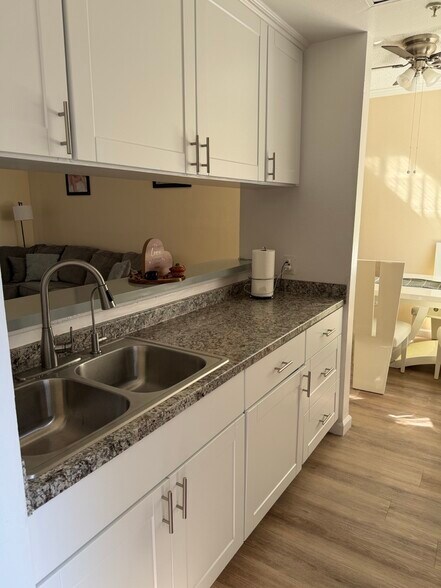 More Photos Of 14668 Nordhoff St, Panorama City Apartments For Sale