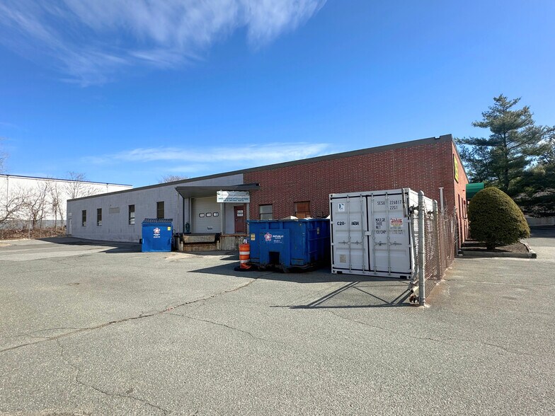 More Photos Of 25 East St, Winchester Warehouse For Sale