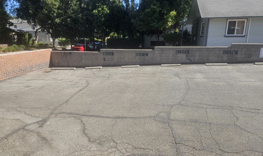 More Photos Of 1194-1196 E Walnut St, Pasadena Storefront For Lease