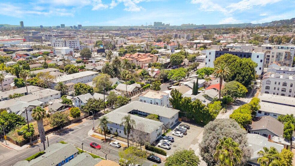 More Photos Of 6705 De Longpre Ave, Los Angeles Apartments For Sale