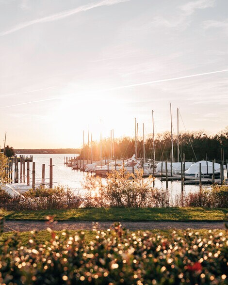 More Photos Of 313 Three Mile Harbor Rd, East Hampton Restaurant For Lease