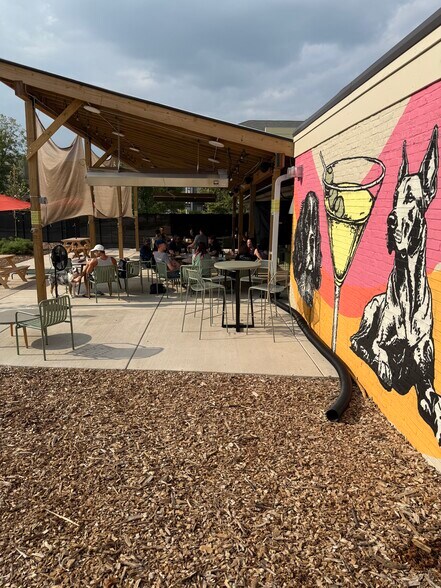 More Photos Of 6314 Broad St, Pittsburgh General Retail For Sale