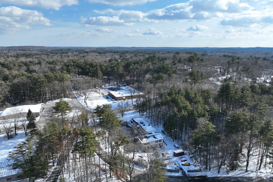 More Photos Of 414 Boston St, Topsfield Office For Sale