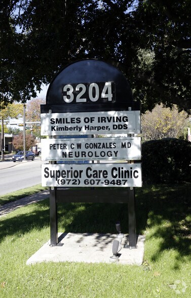 More Photos Of 3204 N MacArthur Blvd, Irving Medical For Sale