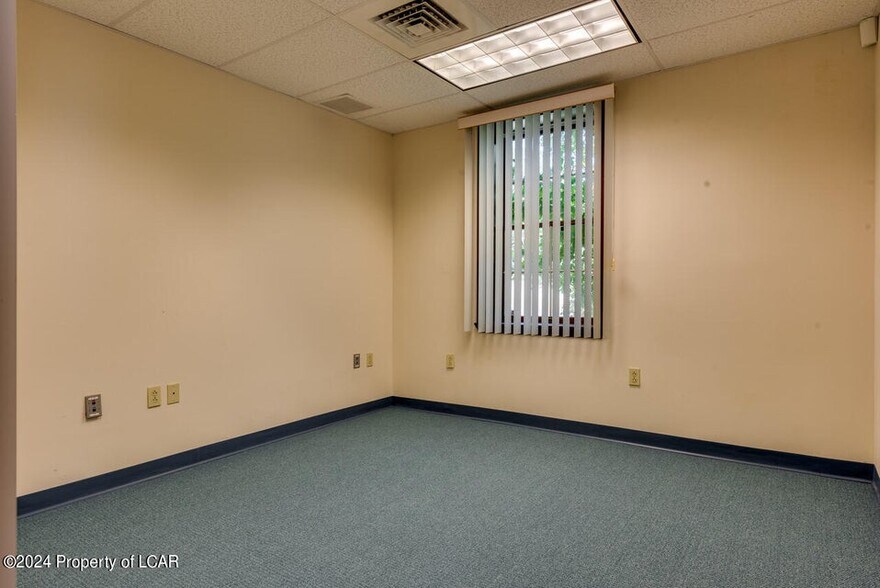 More Photos Of 832 Airport Rd, Hazle Township Medical For Sale