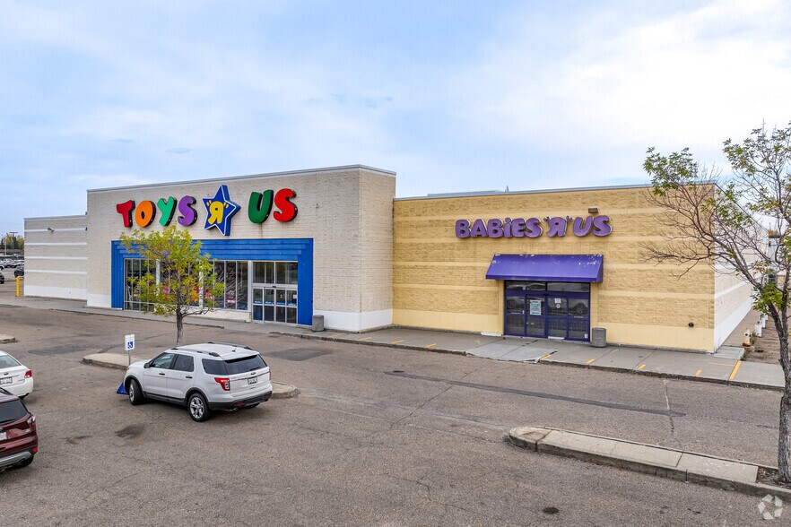 Primary Photo Of 13029 97 St Nw, Edmonton Storefront For Sale