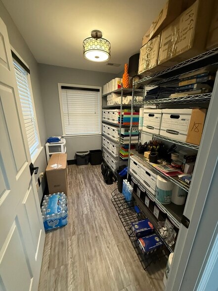 More Photos Of 1015-1029 Bullard Ct, Raleigh Office For Sale