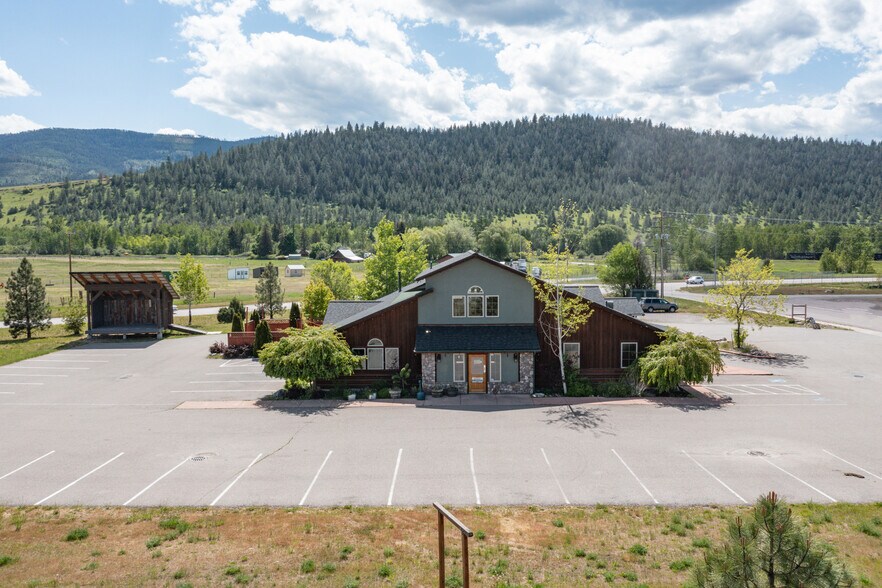 More Photos Of 72532 N Couture Loop, Arlee Restaurant For Sale