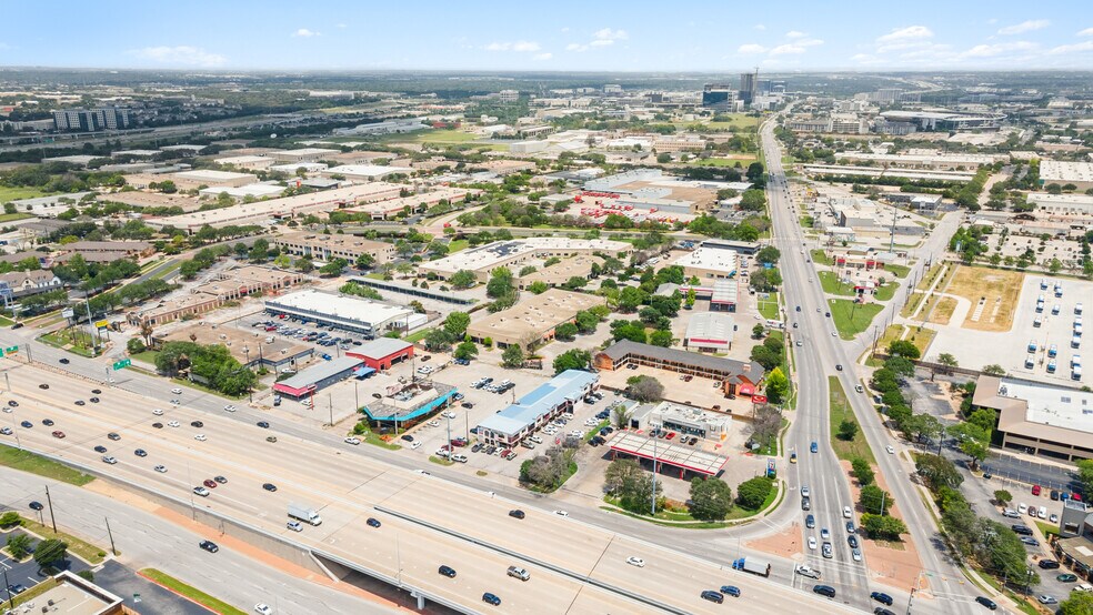 More Photos Of 9063 Research Blvd, Austin Storefront Retail Office For Lease